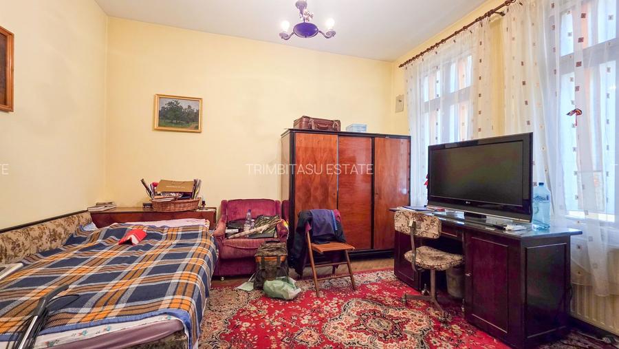 Apartament 3 Camere în Casă | Bd. Dacia 127 | Garaj + Curte - 5