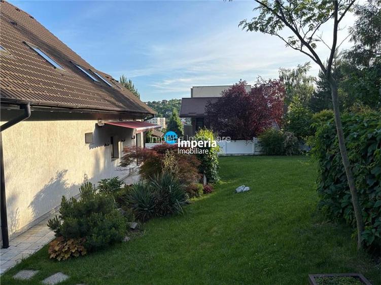 Vilă cu 227 mp utili și teren 830 mp | zonă exclusivistă Buc - 6