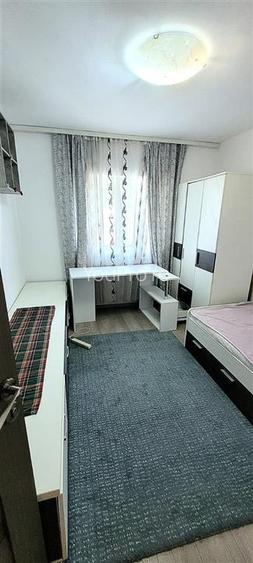 Deosebit Etaj 1 zona Lipovei - 9