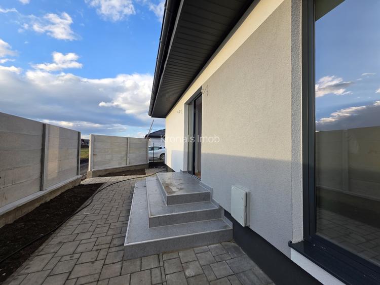 Casa individuala pe parter 105mp utili, teren 520mp, Stupini - 19