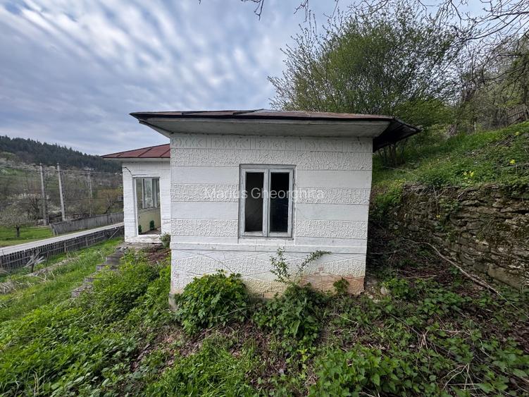 Teren intravilan 665mp cu constructie, com. Andreiașu, jud. Vrancea - 8