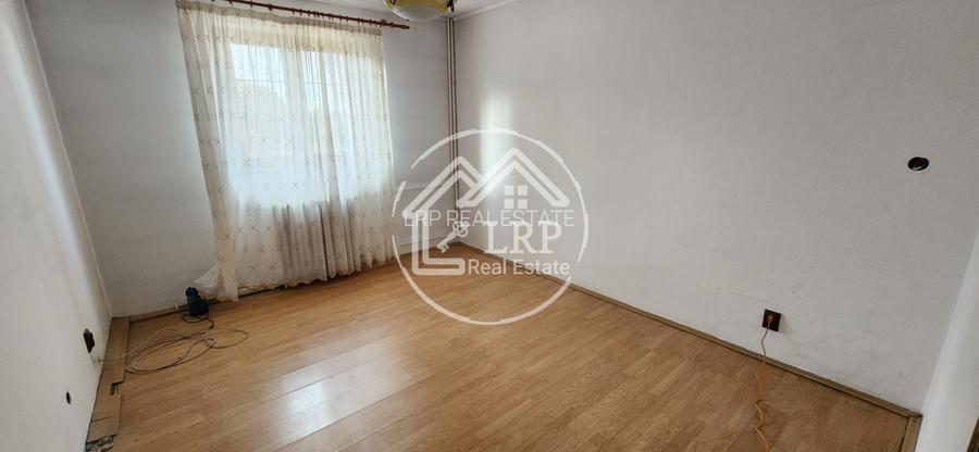 [DOMENIU PRIVAT] Vilă deosebita în Inima Orașului Voluntari | Teren 2.500 mp | - 7