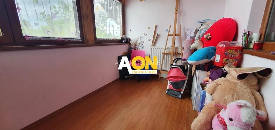 Casa de vanzare, 4 camere, 2 terase, garaj, 849 mp teren, Oarda de Jos - 13