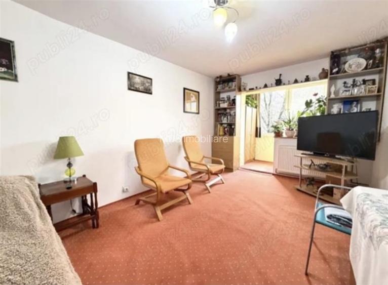 Decomandat cu 2 balcoane la etajul 1 - 5