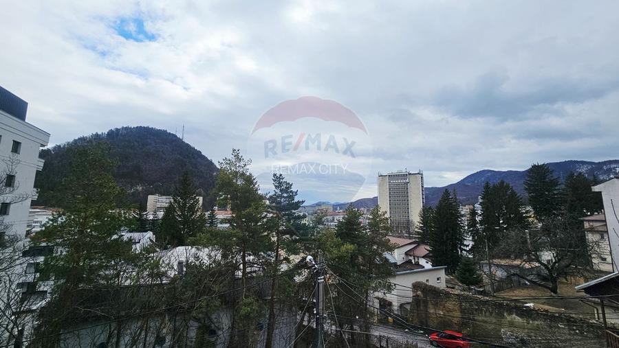 Apartament cu 3 camere de vânzare în zona Central - 28