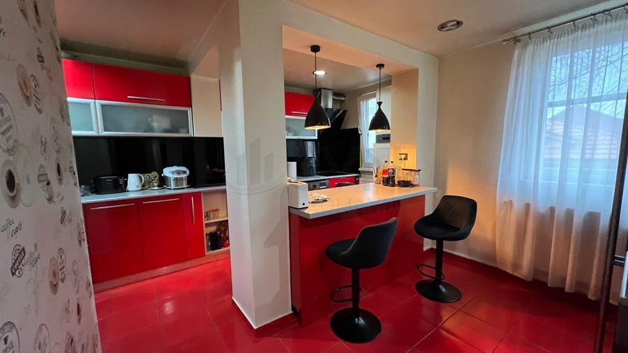 REA1027176 Apartament 3 camere si Spatii de Birou I Curte l Garajl Piata Muncii