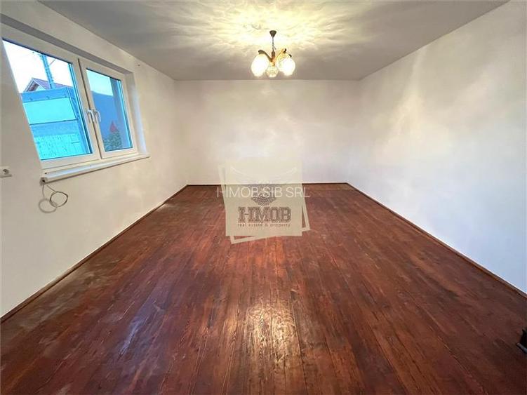 Casa 4 camere cu teren de 1020 mp in sat Hamba - 2