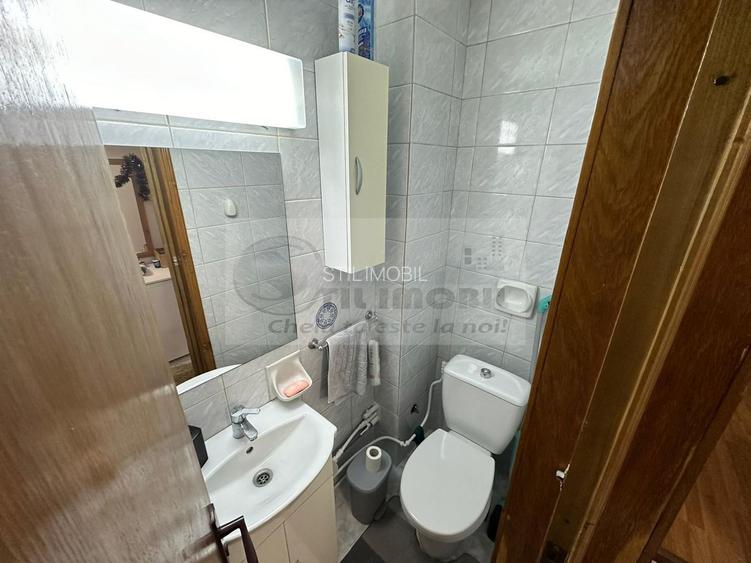 Apartament cu 4 camere/Spatiu birouri/ Cabinet - Nicolina 155.000 € - 7