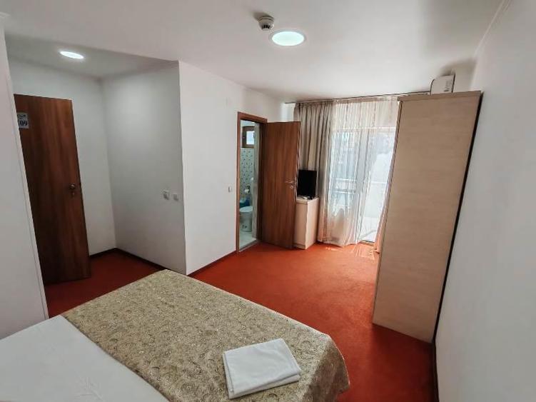 VANZARE - INVESTITIE - UNITATE HOTELIERA - AFACERE LA CHEIE - 17 CAMERE - Z