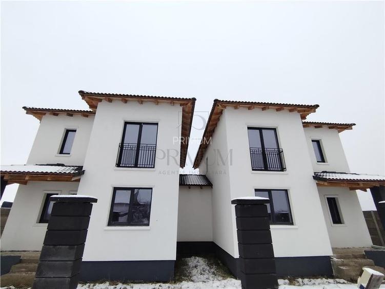 Duplex separat prin camera tehnica - iluminat stradal - posibilitate rate 5 ani. - 2