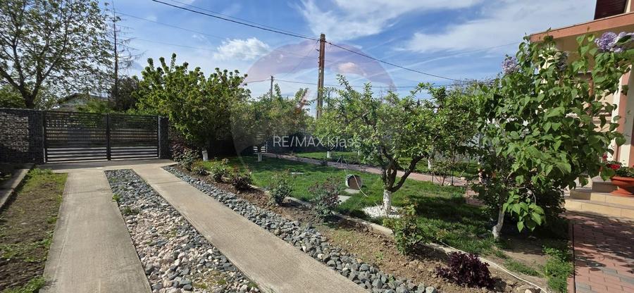 Casa ideala pentru familie | Darza - Crevedia | 260 mp | 735 mp teren - 2