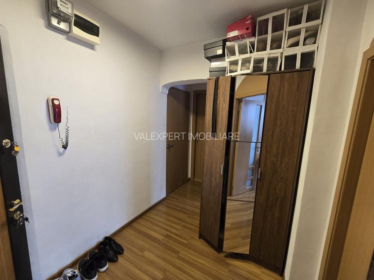 Ap. 2cam,dec,renovat total,et.5,bl.reabilitat,1 min distanta metrou. - 6