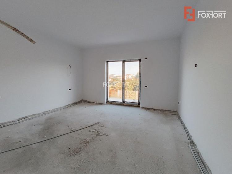 Duplex 4 camere 140 mp utili, toate utilitatile, la asfalt in Giroc - V7800 - 9