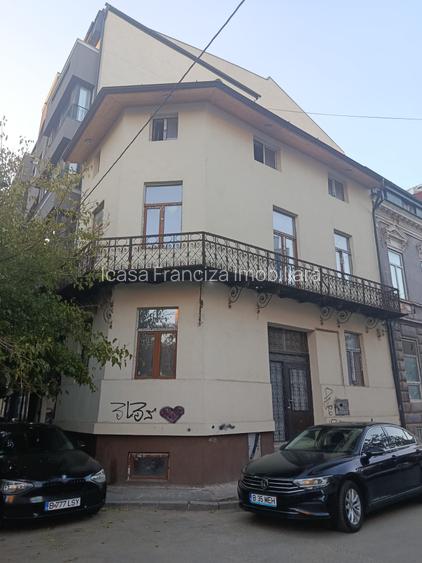 VILĂ DE VÂNZARE – ZONA UNIVERSITATE / CENTRU VECHI / KM 0 - 2