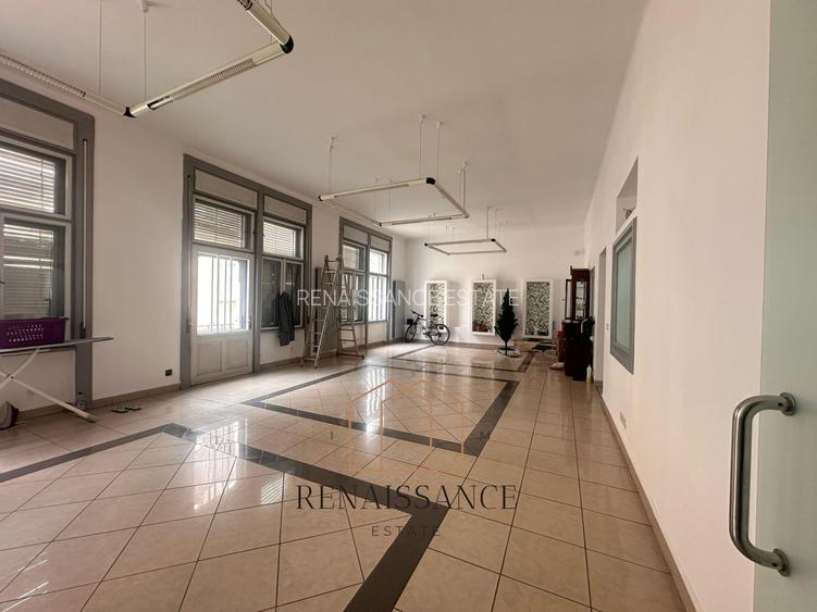 Piata Unirii 4 Camere | 180mp Etaj 2/3 | Palatul Bruck - renovat - 3