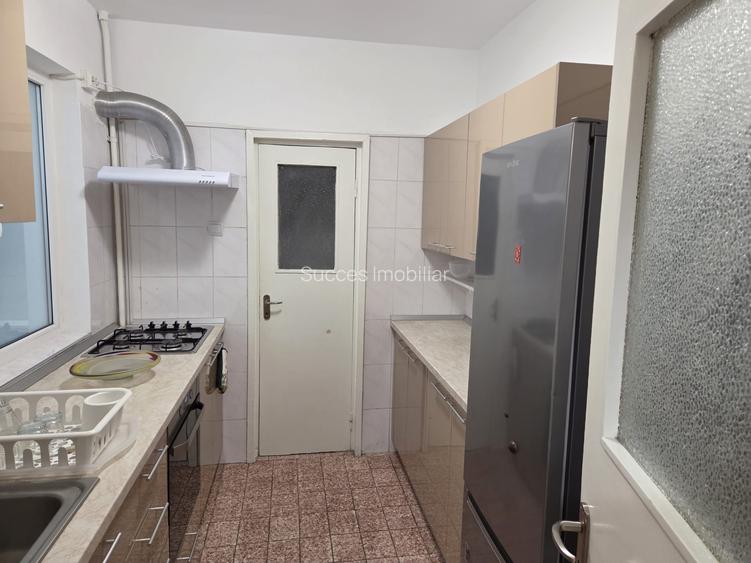 VICTORIEI- 4 CAM,130 MP,CENTRALA PROPRIE,MOBILAT CLASIC,FOARTE SPATIOS,900 EURO - 7