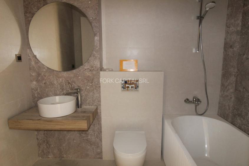 Cambridge School, 4 camere 3 bai 2 terase mari 2 locuri de parcare. Erou Iancu N - 13