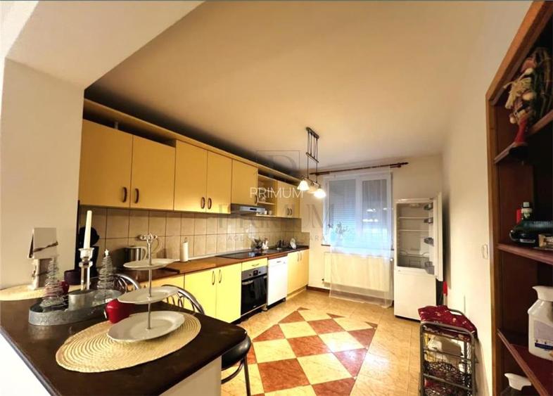 BOGDANESTILOR - CASA INDIVIDUALA - 6 CAMERE - 3 BAI - TERASA - DEMISOL - GARAJ - 12