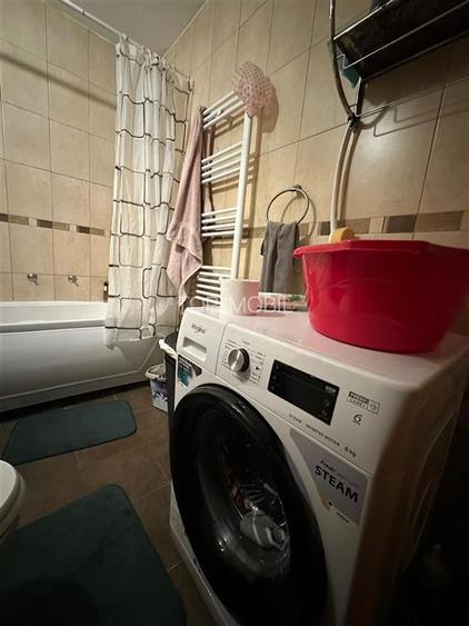 Inchiriere Apartament cu 3 camere Canta Bloc Nou - 12