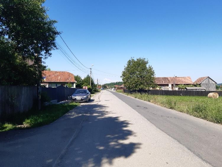 Vand teren intravilan construibil utilitati drum asfalt central Lunca Calnicului - 10