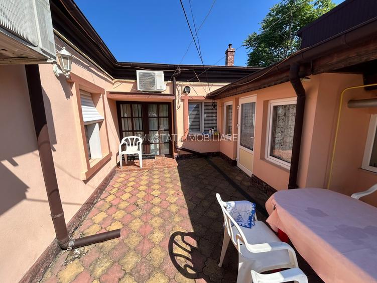 Casa 4 camere Chercea, suprafata construita 100mp boltari. - 2