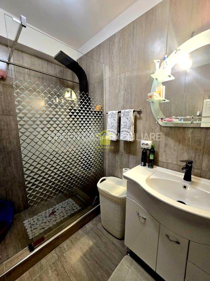 Apartament de vânzare, 2 camere, zona Vivo - 7