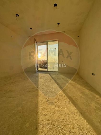 APARTAMENT 2 CAMERE DE VANZARE IN CENTRUL VECHI - 14