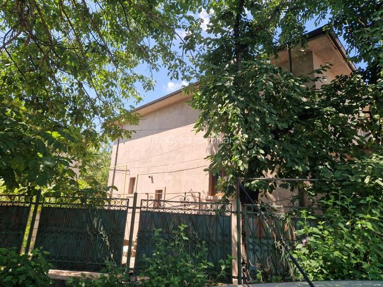 CASA /VILA str. Ana Ipatescu - 20