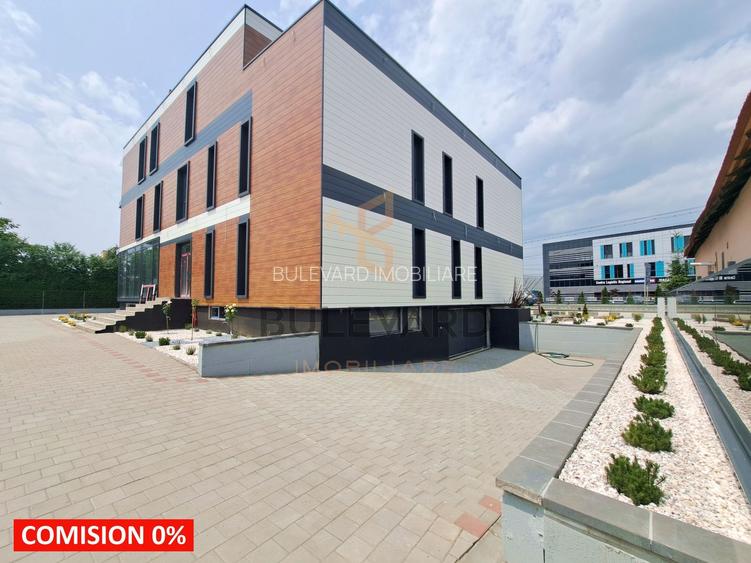 Cladire comerciala situata la drum intens circulat, 1365 mp utili + 20 parcari - 7