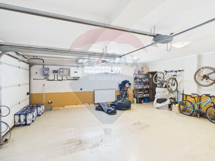 Vilă cu 6 camere, piscina si teren 1300 mp, de vânzare în Otopeni - 10