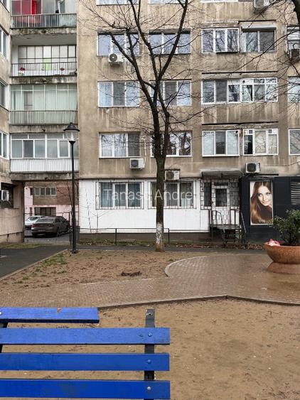 Spatiu stradal vis a vis Piata Progresului - 4