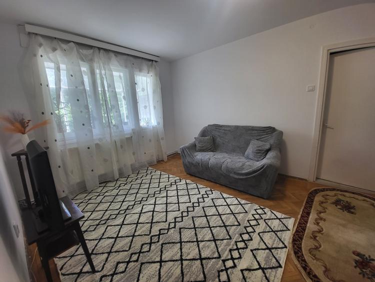 PODUL Roș Cantemir Palas 2 camere Liber