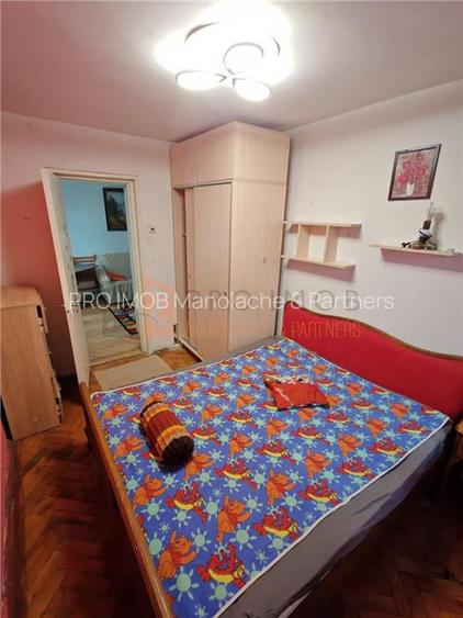 Apartament 3 camere cf 3 semidecomandat zona Micro 14 - 6