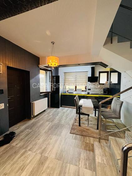 VILĂ TIP DUPLEX – PALAZU MARE VEDERE LA LAC 245000 € - 19