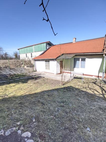 Casă de închiriat, 2 camere, 84 mp, 385 mp teren, Gruia zona Stadionul CFR - 14