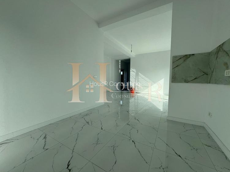 La 5 minute de 4 benzi.Toate Utilitatile.Teren 340 mp - 9