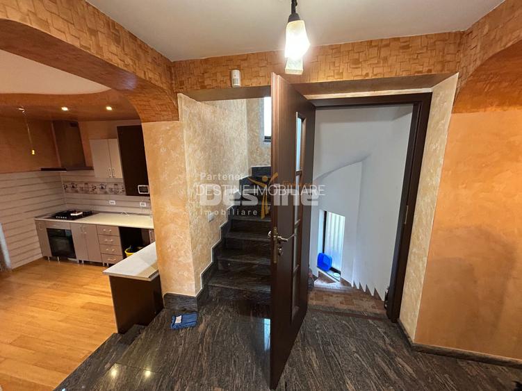 Casa cu piscina Fermelor 840mp teren  285.000€ - 9