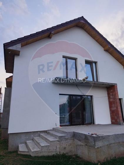Casă/Vilă modernă de vânzare, 5 camere, în noul cartier din Macea Arad - 9