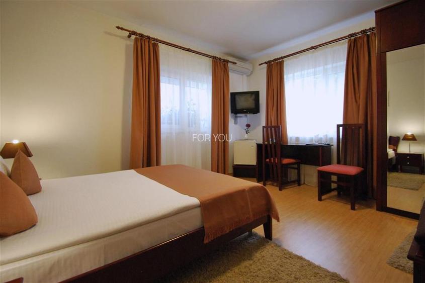 Pensiune, afacere la cheie, cu 10 camere la 10 minute de centru orasului - 21