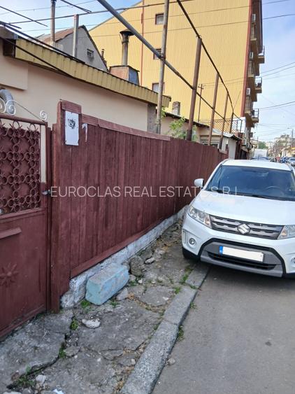 3 corpuri de casa la sol - zona Dacia - 280.000 euro (Cod E6) - 3