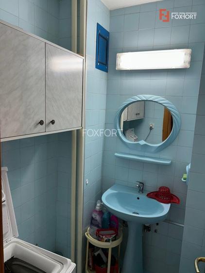 Apartament cu 3 camere, decomandat - zona Aradului - 12