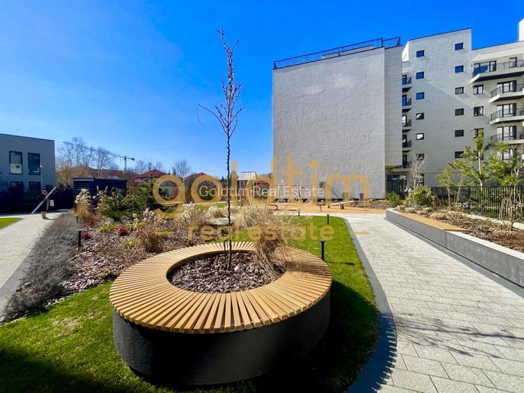 NOU/ FIRST RENT/ SCOALA AMERICANA - 34