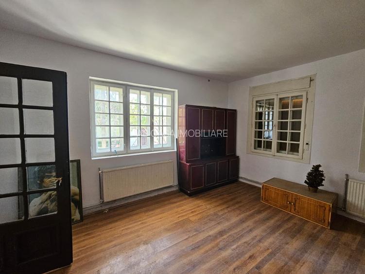 Casă individuală, 6 camere, teren generos, Sânandrei - central, comision 0% - 5