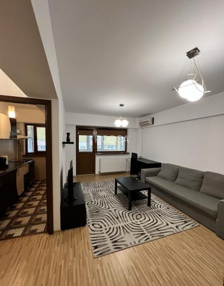 Garsoniera complet mobilata , pozitionata intr o zoona buna - piata Victoriei  - 2