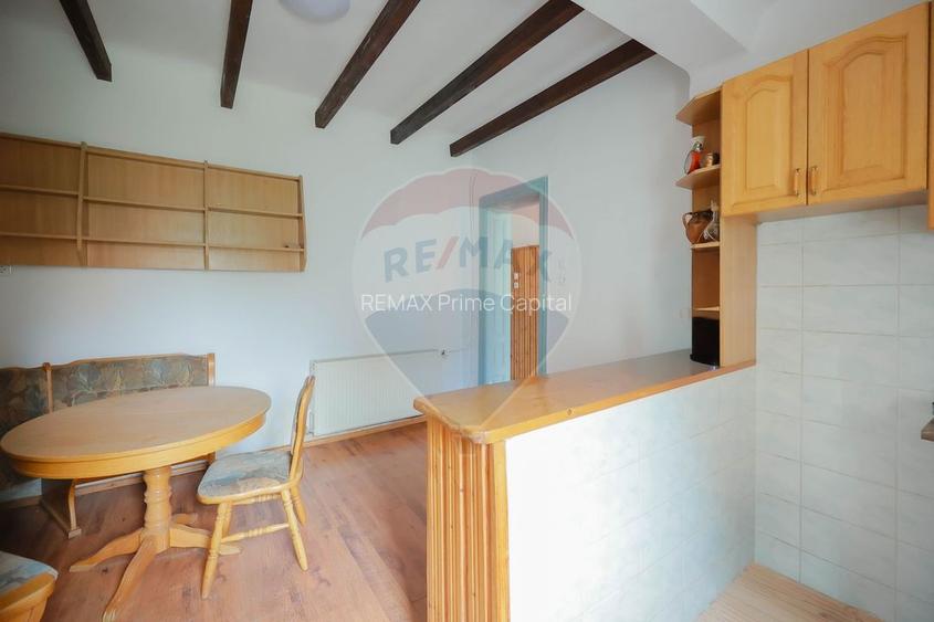 Casă cu teren 360 mp, central, zona Bd. Dacia, Canonicilor, vânzare - 25