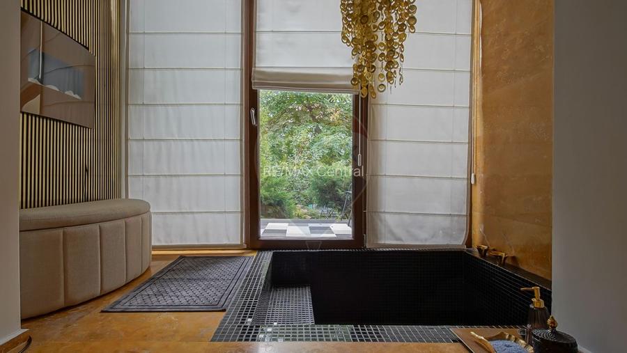 Proprietate de vânzare – Clădire premium pe drumul spre Poiana Brașov - 30