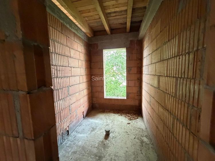 Casă de vânzare 260 mp utili + 1052 mp teren in centrul orasului Covasna - 20