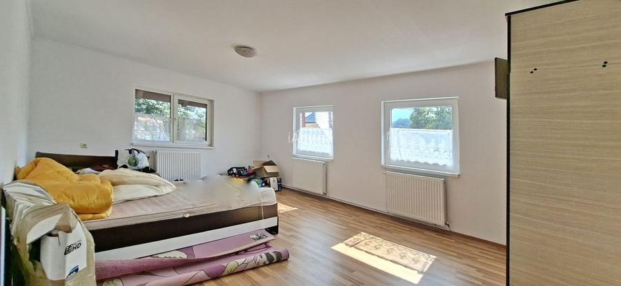 Casă deosebită cu garsonieră separată – Vulcan - 6