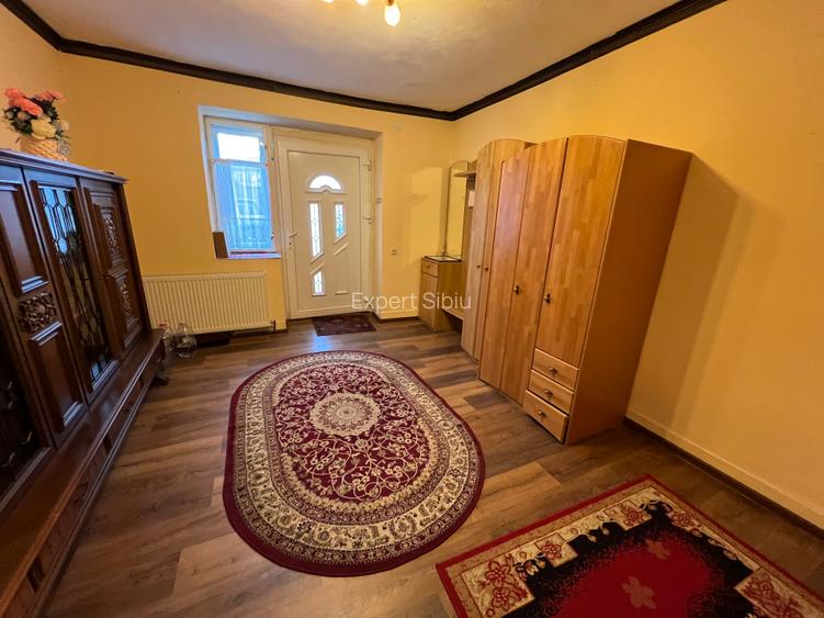 rtament 2 camere decomandat la casă – Zonă Centrală - 6