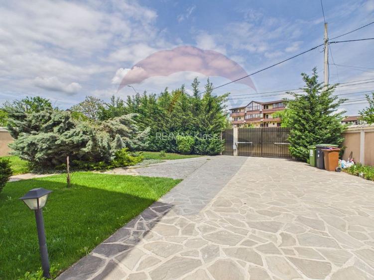 Vila eleganta cu piscina si teren de 1.300 mp, situata in Otopeni - 31